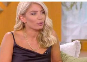 «Δεν σε ήξερα ως τραγουδίστρια»-Χαμός με Σοφία Δανέζη στη Μαλέσκου! «Με έχετε κατακρεουργήσει»