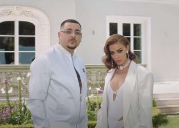 «Έλα να σε πάω εγώ» – Διαψεύδει η Φουρέιρα