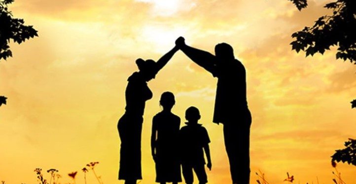 Ποιοι γονείς θα λάβουν επίδομα 250 ευρώ