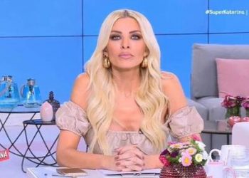 Έξαλλη η Κατερίνα Καινούργιου: «Δεν μας αφορά ο Λιγνάδης – Δεν θα παίξουμε το θέμα»