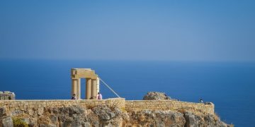 Alldaynews.gr Η Ρόδος το φθινόπωρο: Γιατί αξίζει να την επισκεφτείτε