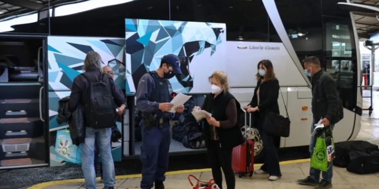 Alldaynews.gr Άνοιξε το gov.gr για τη μετακίνηση εκτός νομού και την εργασία των ανεμβολίαστων