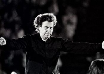 mikis Μίκης Θεοδωράκης