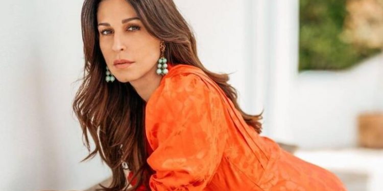 Alldaynews.gr Δύσκολες ώρες για την Κατερίνα Παπουτσάκη-Στο νοσοκομείο νοσηλεύεται ο πατέρας της