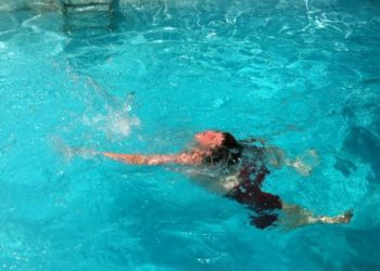 Πνίγηκε δίπλα μου σε ένα μέτρο βάθος-Δεν φώναξε μαμά, δεν ζήτησε βοήθεια