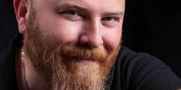 Alldaynews.gr Πέθανε από κορονοϊό ο Γιάννης Σαλάχας – Ο μουσικός έχασε τη μάχη στα 46 του χρόνια