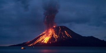 Θρίλερ στη Σαντορίνη: «Τότε θα ξυπνήσει το φοβερό ηφαίστειο» – Η ανατρεπτική επιστημονική έρευνα