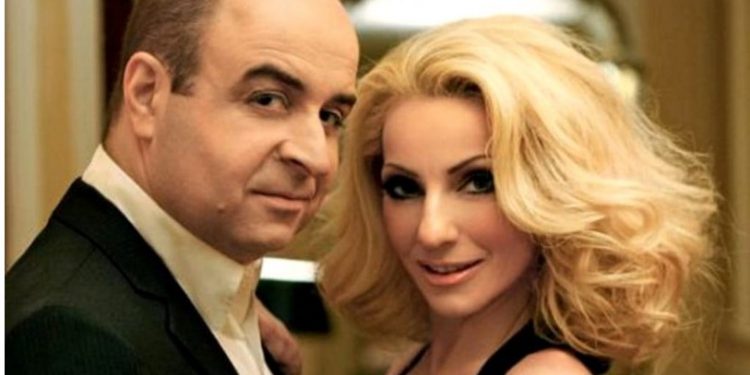 Alldaynews.gr Έλενα Τσαβαλιά – Μάρκος Σεφερλής: Γιατί δεν πατάει στο σπίτι μετά από 12 χρόνια γάμου