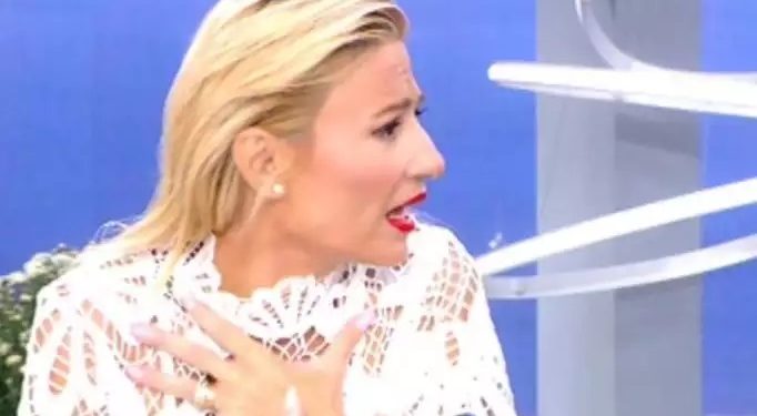 Alldaynews.gr Φαίη Σκορδά: Άφωνη με όσα είπε ο Γιάννης Μόρτζος στο Πρωινό για τις καταγγελίες και τον Πέτρο Φιλιππίδη
