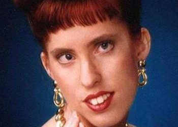 “Έπεσε” το προφίλ της Soula Glamorous – Ποια είναι η γνωστή μυστηριώδης περσονά του Instagram; (φωτο)