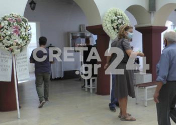 Θρήνος στο τελευταίο αντίο στη Θ. Μαυρίδου που «έσβησε» μετά από τροχαίο[photos]