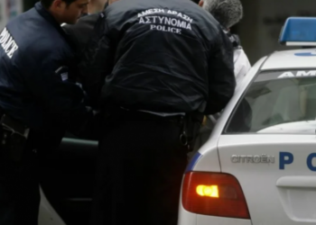 Επίθεση με… σφυρί σε αστυνομικό στην Πάρο!