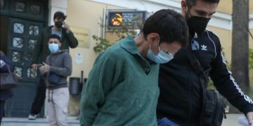 Alldaynews.gr Έγκλημα στο Αιγάλεω: Αυτός είναι ο 20χρονος που κατακρεούργησε την μάνα του