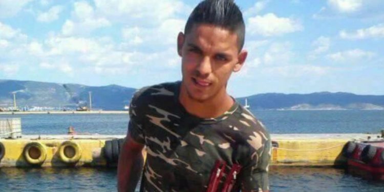 Alldaynews.gr Καταδίωξη στο Πέραμα: Ποιος ήταν ο 20χρονος Ρομά που έπεσε νεκρός-Πατέρας 2 παιδιών