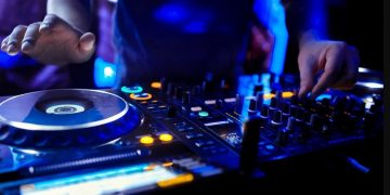 Alldaynews.gr Θρήνος: Έφυγε ξαφνικά από τη ζωή ο DJ Piero! Θρύλος της νύχτας στη Θεσσαλονίκη