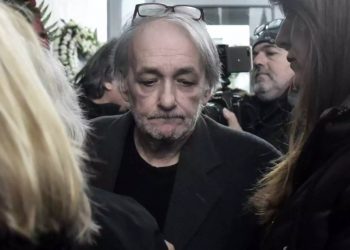 Alldaynews.gr Ανδρέας Μικρούτσικος: Πλέον είναι σε καταστολή στη ΜΕΘ