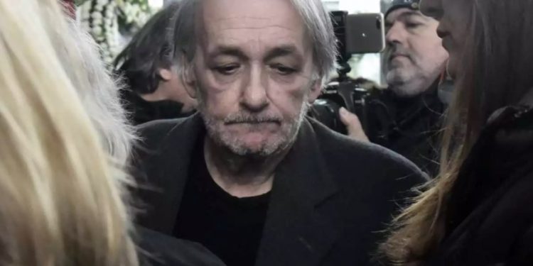 Alldaynews.gr Ανδρέας Μικρούτσικος: Πλέον είναι σε καταστολή στη ΜΕΘ
