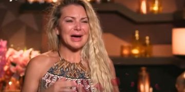 Alldaynews.gr The Bachelor: Τραγικές στιγμές για την Αθηνά New York-Ξέσπασε σε λυγμούς