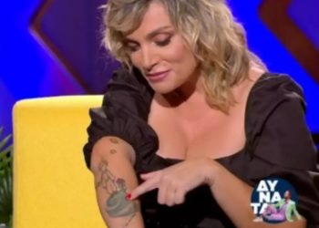 Ελεωνόρα Ζουγανέλη: Η αποκάλυψη για το τατουάζ που έχει στο χέρι της