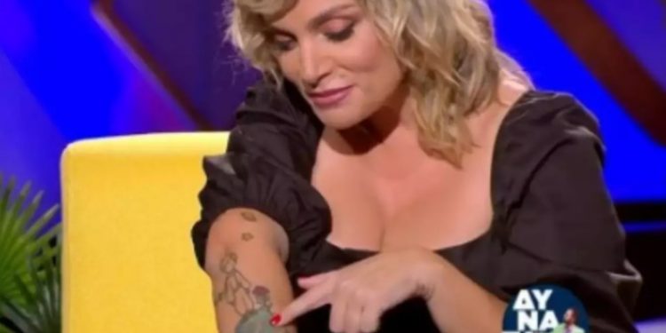 Ελεωνόρα Ζουγανέλη: Η αποκάλυψη για το τατουάζ που έχει στο χέρι της