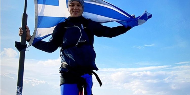 Νίκος Παπαγγελής: Ο πρώτος άνθρωπος με ακρωτηριασμό ποδιού που κατακτά τον Όλυμπο – Το μήνυμά του συγκλονίζει