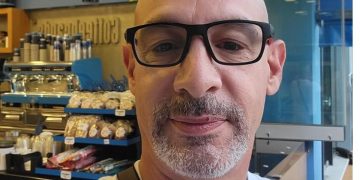 Θρήνος για τον άτυχο Γιώργο: Μυστήριος ο θάνατός του-Είχε έρθει διακοπές απο τον Καναδά στην πατρίδα