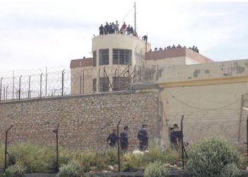 Ηράκλειο: Πυρκαγιά σε κελί στις φυλακές – 3 κρατούμενοι διασωληνωμένοι