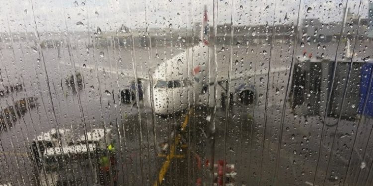 Alldaynews.gr Χαμός στο «Ελ. Βενιζέλος»-Θρίλερ στον αέρα: Ακαριαία απώλεια ύψους αεροπλάνου της Aegean