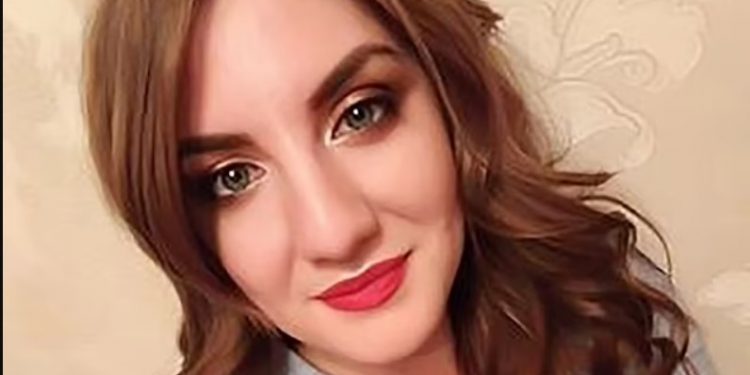 Alldaynews.gr Τραγικό!! 34χρονη μητέρα έκανε βουτιά θανάτου κρατώντας αγκαλιά τα 2 βρέφη της