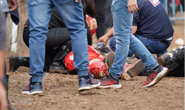 Alldaynews.gr Τραγωδία στο Πανελλήνιο Πρωταθλήματος Motocross:Διασωληνώθηκαν οι τραυματίες-16χρονος ο ένας
