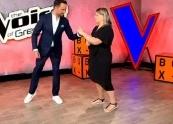 The Voice: Η μητέρα του διαγωνιζόμενου έδωσε ωτοασπίδες στον Λιανό