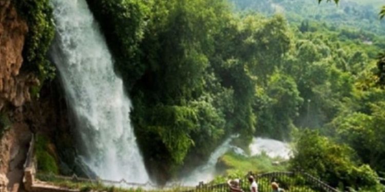 Alldaynews.gr Θρίλερ στην Έδεσσα: Βρέθηκε πτώμα σε φρεάτιο στους καταρράκτες