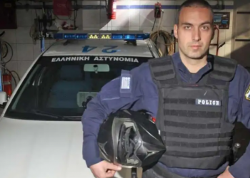 “Δεν ανακαλώ, ο αγώνας συνεχίζεται μέχρις τελικής πτώσεως”, λέει ο αρνητής αστυνομικός youtuber (video)