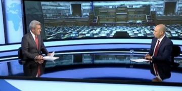 Μπογδάνος: «Λέω δημοσίως όσα λένε στα καφενεία… » (vid)