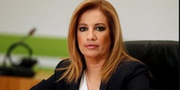 Τραγικές ώρες για την Φώφη Γεννηματά: Αντιμέτωπη ξανά με τον καρκίνο