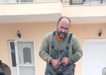 Παραλίγο… φάλαινα – Ψαράς στην Κοζάνη σήκωσε το καλάμι κι έβγαλε ψάρι 92 κιλών! (ΦΩΤΟ)