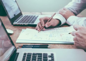 Λαρισαίος πατέρας συγκατηγορούμενος με τον γιο του για ναρκωτικά που έκρυψε στο γραφείο του σε δημόσια υπηρεσία: “Έχω κάνει τα πάντα…”