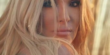 Alldaynews.gr Αγγελική Ηλιάδη: Η τραγουδίστρια που γίνεται Αγρότισσα!