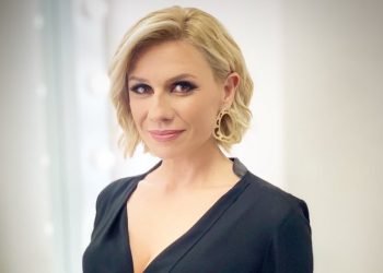 Νύφη η Κατερίνα Καραβάτου με γαμπρό τον Κυριάκο Μητσοτάκη! Το όνειρο που είδε!