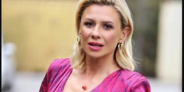 Λύγισε η Κατερίνα Καραβάτου στον αέρα του Mega[video]