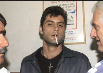Σαν σήμερα: Παντελής Καζάκος – Ο ρατσιστής-Serial Killer που προκάλεσε μακελειό στο κέντρο της Αθήνας