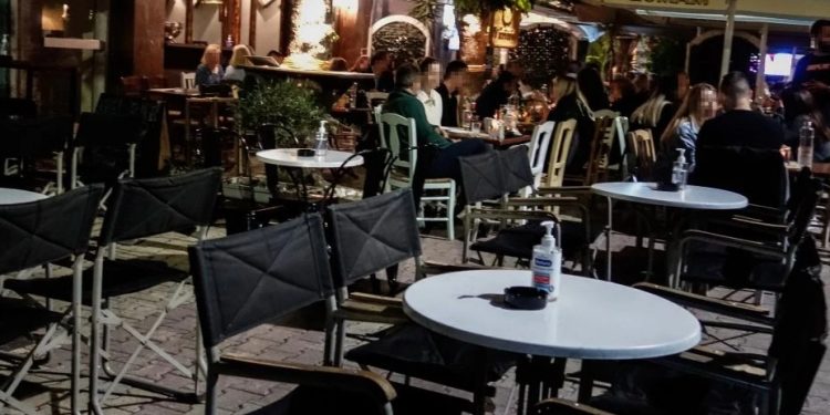 Alldaynews.gr Νέα μέτρα: Τι αλλάζει για μάσκες, αποστάσεις, ωράρια σούπερ μάρκετ