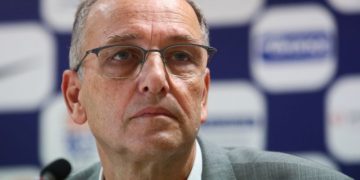 Alldaynews.gr Λιόλιος: “Αν ξαναδώ έστω και ένα παιδί να κλαίει, ο υπεύθυνος θα φύγει κλωτσηδόν”