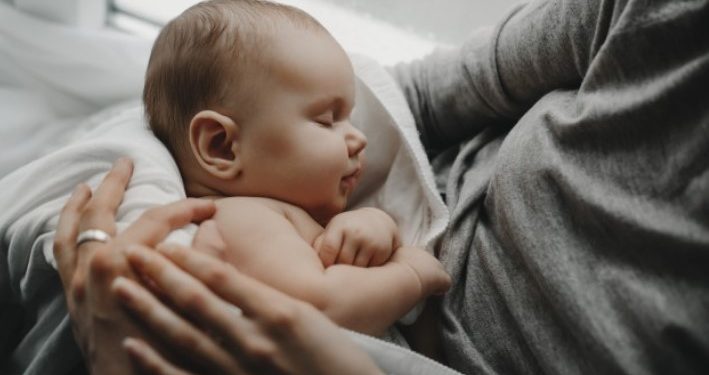 Alldaynews.gr «Ο δικός μου ήρωας πάλεψε με τον καρκίνο, έφτασε έως 6 μηνών και είναι αστεράκι πια στον ουρανό»: Συγκινητική εξομολόγηση μητέρας