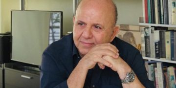 Alldaynews.gr Νίκος Μουρατίδης: «Η σύζυγος του Ανδρέα Μπάρκουλη με πήρε και με έβρισε, με έκανε σκουπίδι»