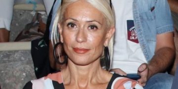 Θρήνος για την Μαρία Μπακοδήμου