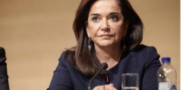 Δύσκολες ώρες για την Ντόρα Μπακογιάννη-Διαγνώστηκε με καρκίνο