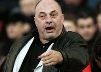 Χαμός στο δημαρχείο του Βόλου – Αχιλλέας Μπέος: «Θα σας κάνω μαύρους στο ξύλο»[video]