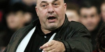 Χαμός στο δημαρχείο του Βόλου – Αχιλλέας Μπέος: «Θα σας κάνω μαύρους στο ξύλο»[video]