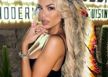 Αλεξάνδρα Παναγιώταρου: Απολαμβάνει μασάζ γυμνή[photo]